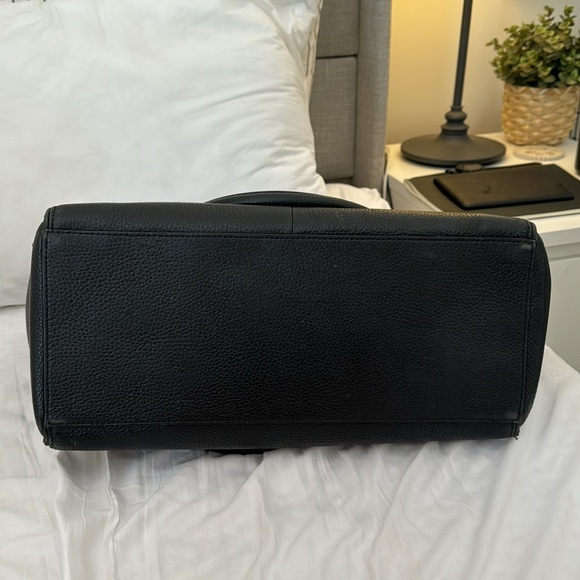 Kate Spade Purse - Picture 4 of 4